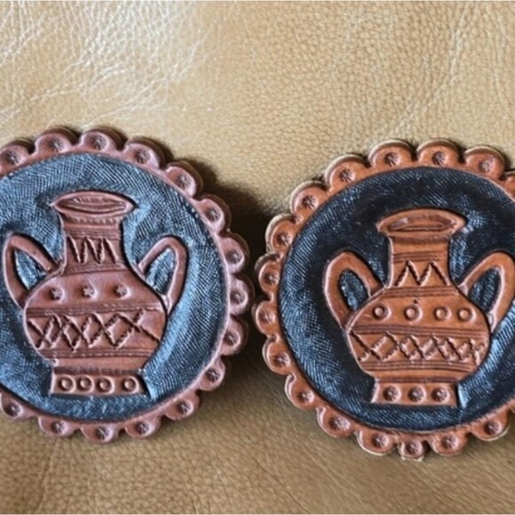 Hand tooled Leather Coaster f Southwestern Water Jug Native American - Picture 1 of 8